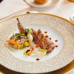 4 Etoiles - Restaurants & Perier Du Bignon Hotel