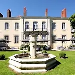 Hotel 4 Etoiles - Restaurants & Perier Du Bignon