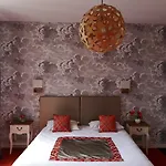 4 Etoiles - Restaurants & Perier Du Bignon Hotel 4*