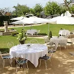 4 Etoiles - Restaurants & Perier Du Bignon Hotel