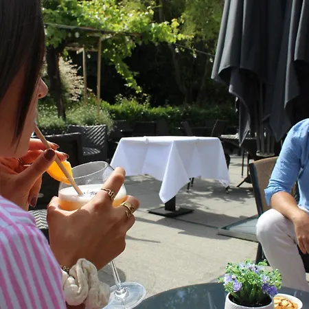 Restaurants & Perier Du Bignon Hotell 4*