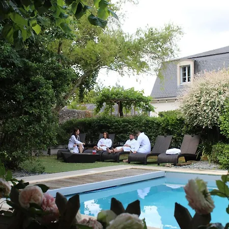 4 Etoiles - Restaurants & Perier Du Bignon Laval (Mayenne)