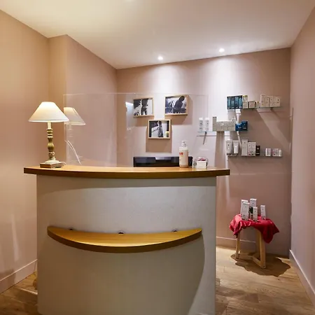 4 Etoiles - Restaurants & Perier Du Bignon 4* Laval (Mayenne)