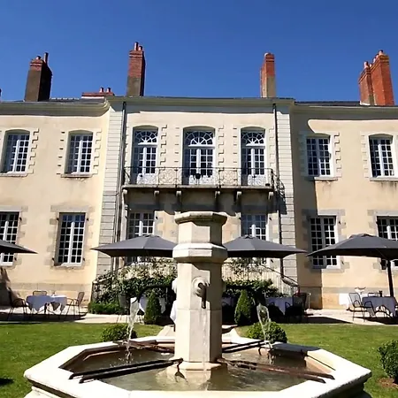 Otel 4 Etoiles - Restaurants & Perier Du Bignon