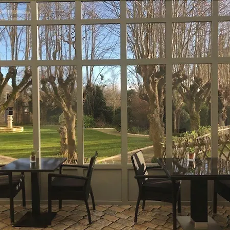 4 Etoiles - Restaurants & Perier Du Bignon Otel Laval (Mayenne)