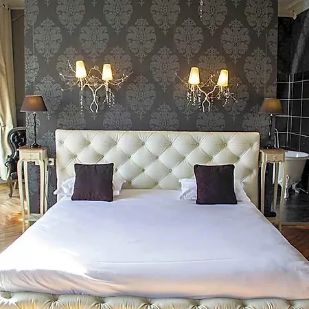4 Etoiles - Restaurants & Perier Du Bignon 4*
