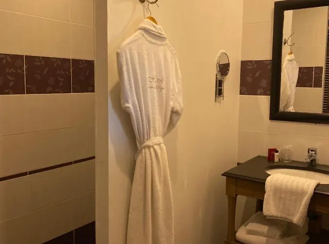 4 Etoiles - Restaurants & Perier Du Bignon