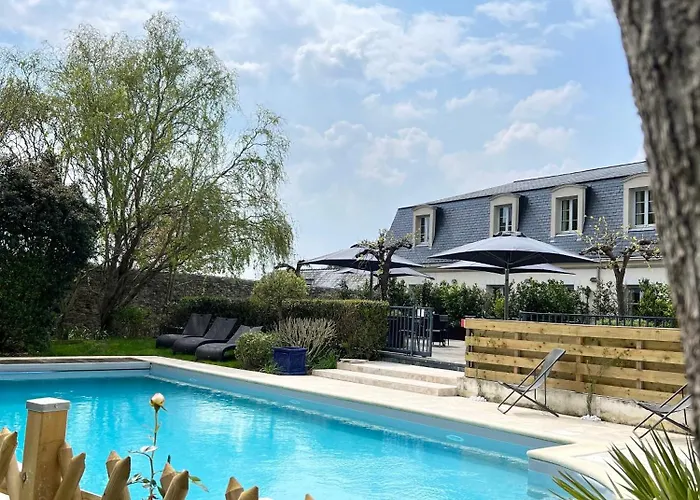 4 Etoiles - Restaurants & Perier Du Bignon Laval (Mayenne)