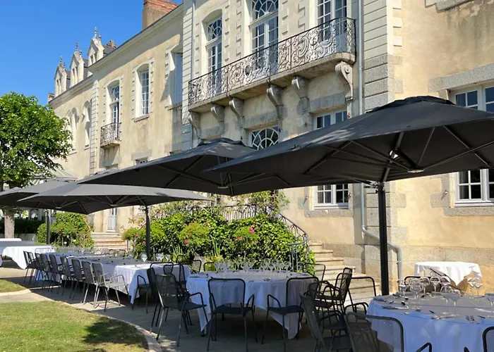 Hotel 4 Etoiles - Restaurants & Spa Perier Du Bignon מלון