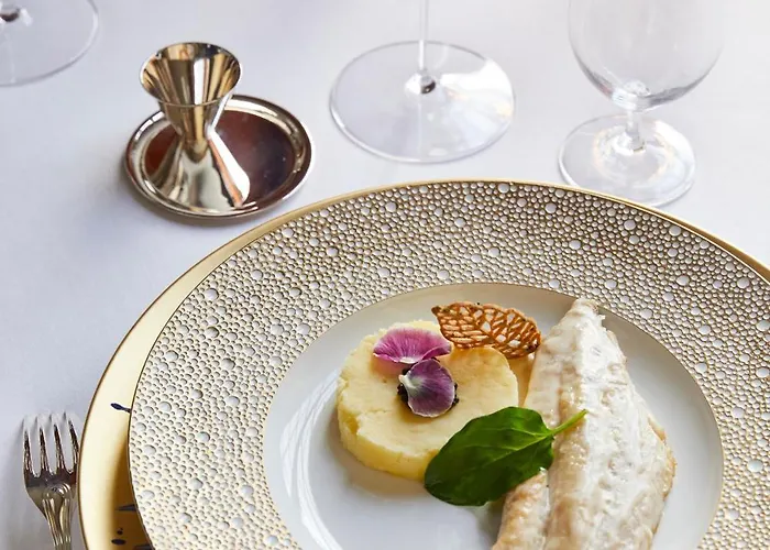 4 Etoiles - Restaurants & Perier Du Bignon