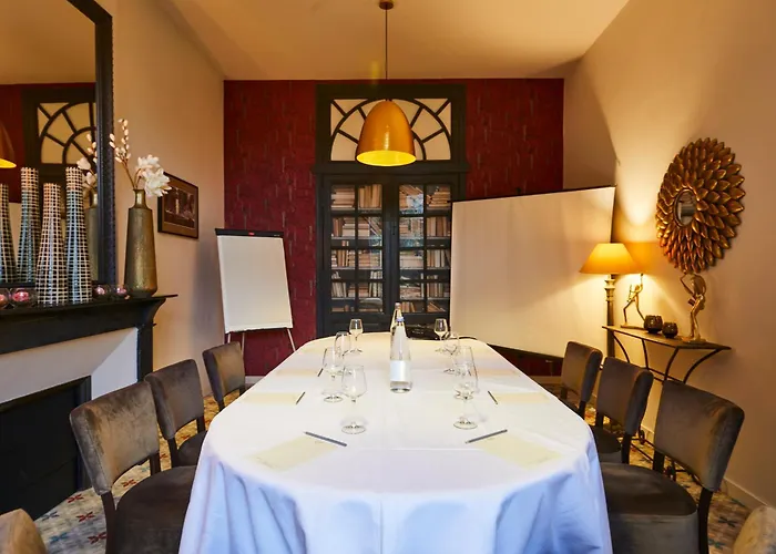4 Etoiles - Restaurants & Perier Du Bignon Hotell Laval (Mayenne)
