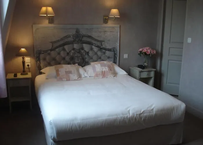 4 Etoiles - Restaurants & Perier Du Bignon Hotell