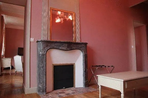 4 Etoiles - Restaurants & Perier Du Bignon 4*