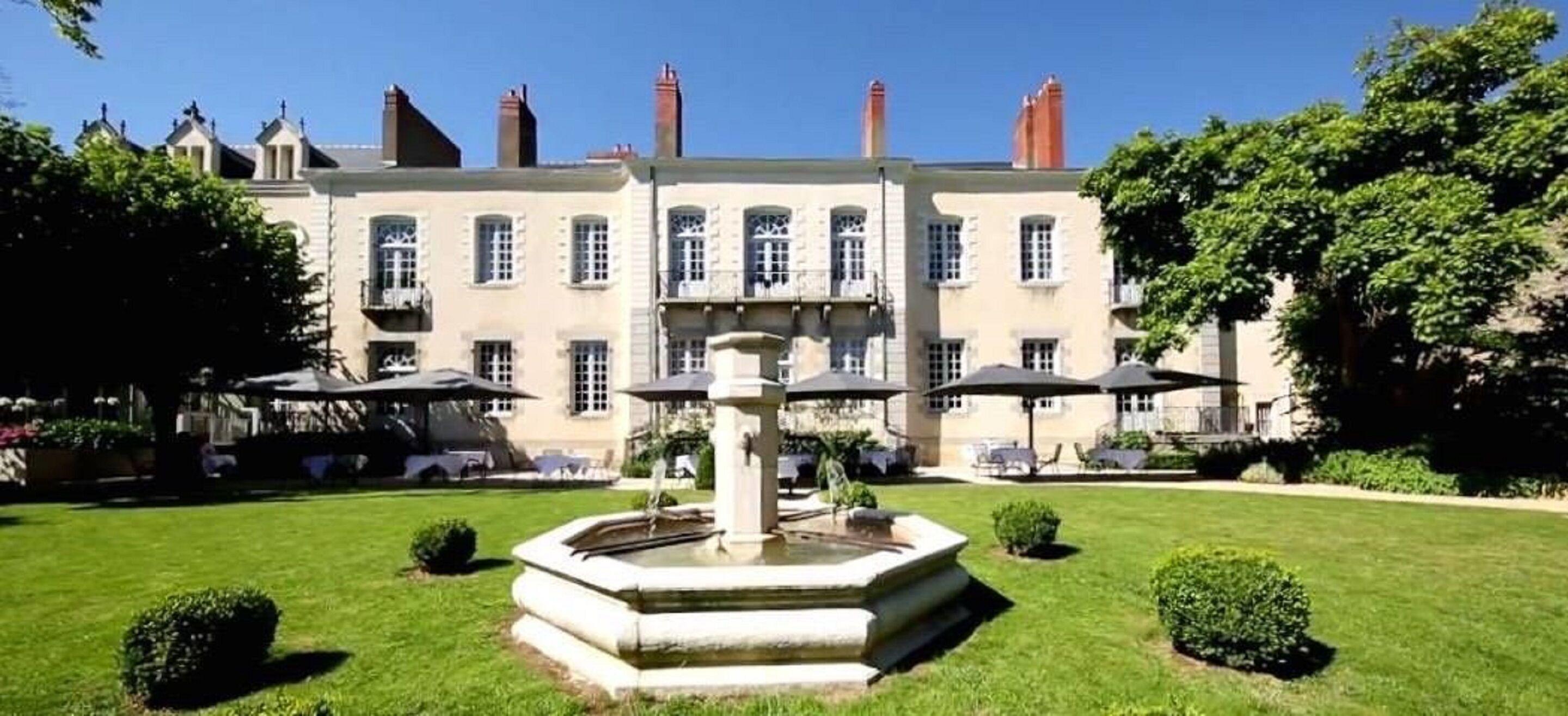 Hotel Hôtel&Spa Perier Du Bignon Laval (Mayenne), France - réserver ...